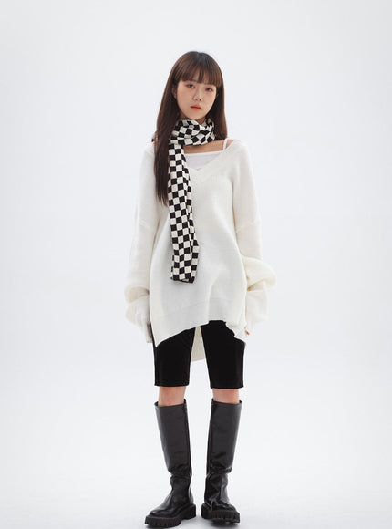 V-ネックスプリットロングニット