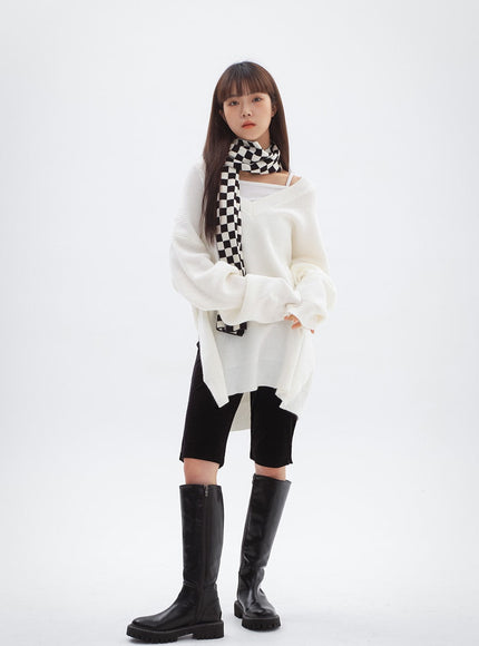 V-ネックスプリットロングニット